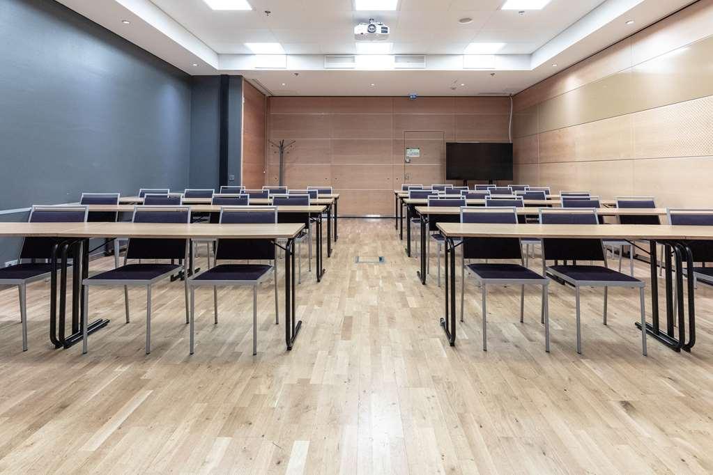 Scandic Tampere City Удобства фото